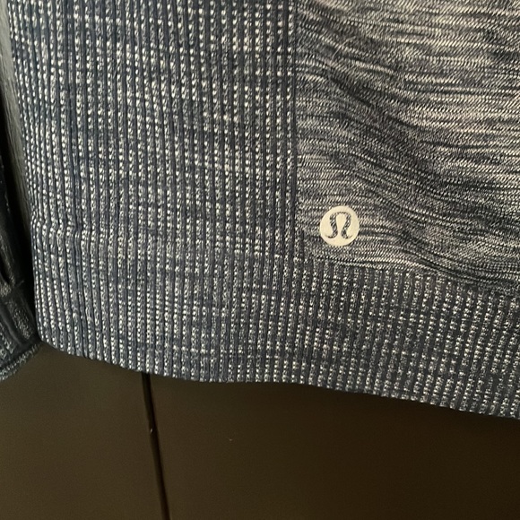 Lululemon pullover - Picture 3 of 4